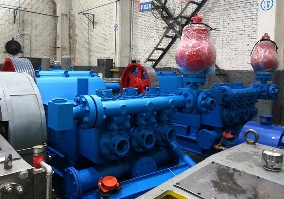 Petrol Sahası Sondajı / Enjeksiyon için HTB800 Dizel Motor Tahrikli 800HP Sondaj Çamur Pompası